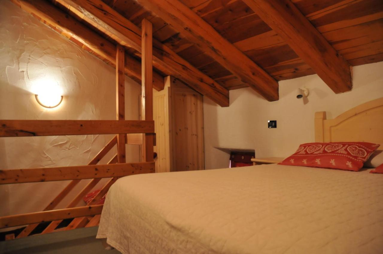 Locanda Delle Miniere Ollomont Exteriör bild